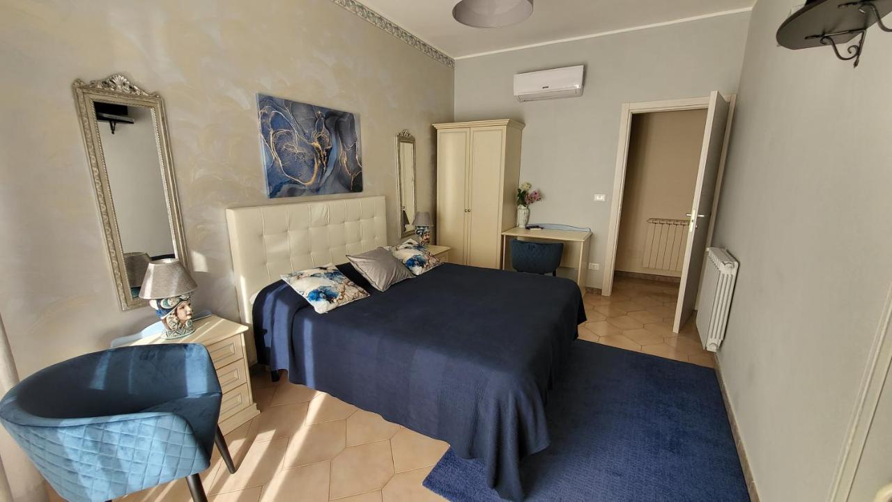 Appartamento Marifra Flats Taormina Esterno foto
