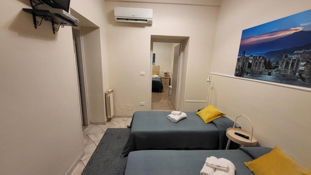 Appartamento Marifra Flats Taormina Esterno foto