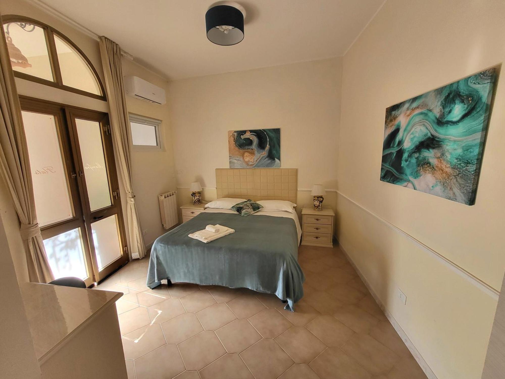 Appartamento Marifra Flats Taormina Esterno foto