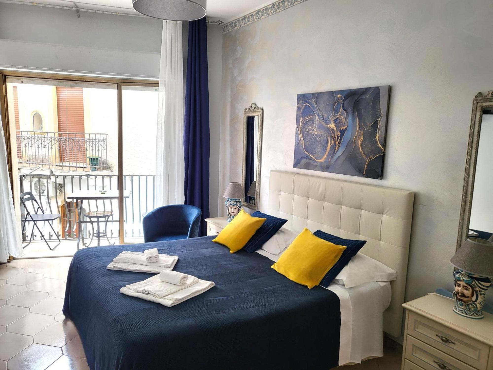 Appartamento Marifra Flats Taormina Esterno foto